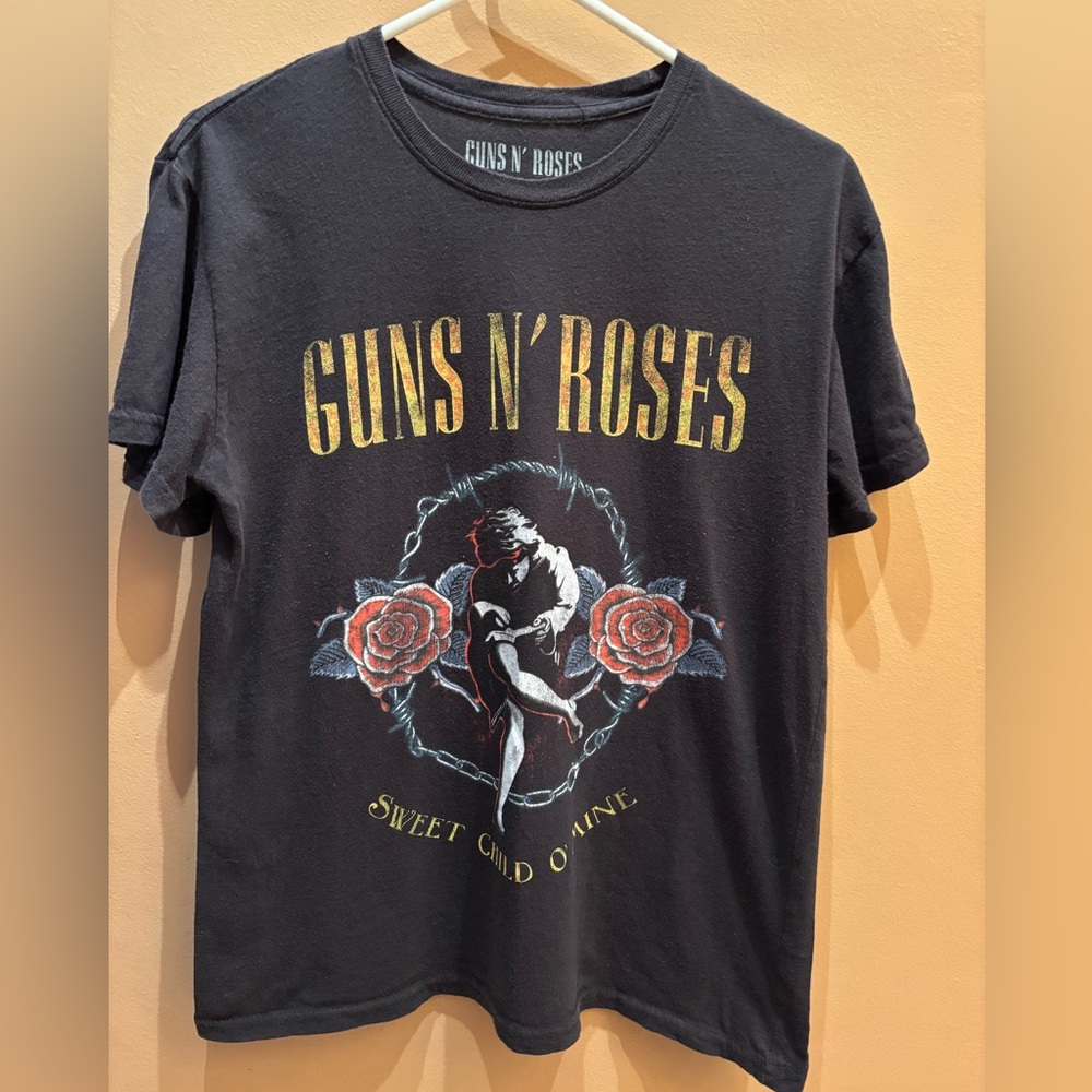 Guns N Roses Shirt Black Short Sleeve Crew Neck Sweet Child Of Mine Size Medium - Picture 2 of 6